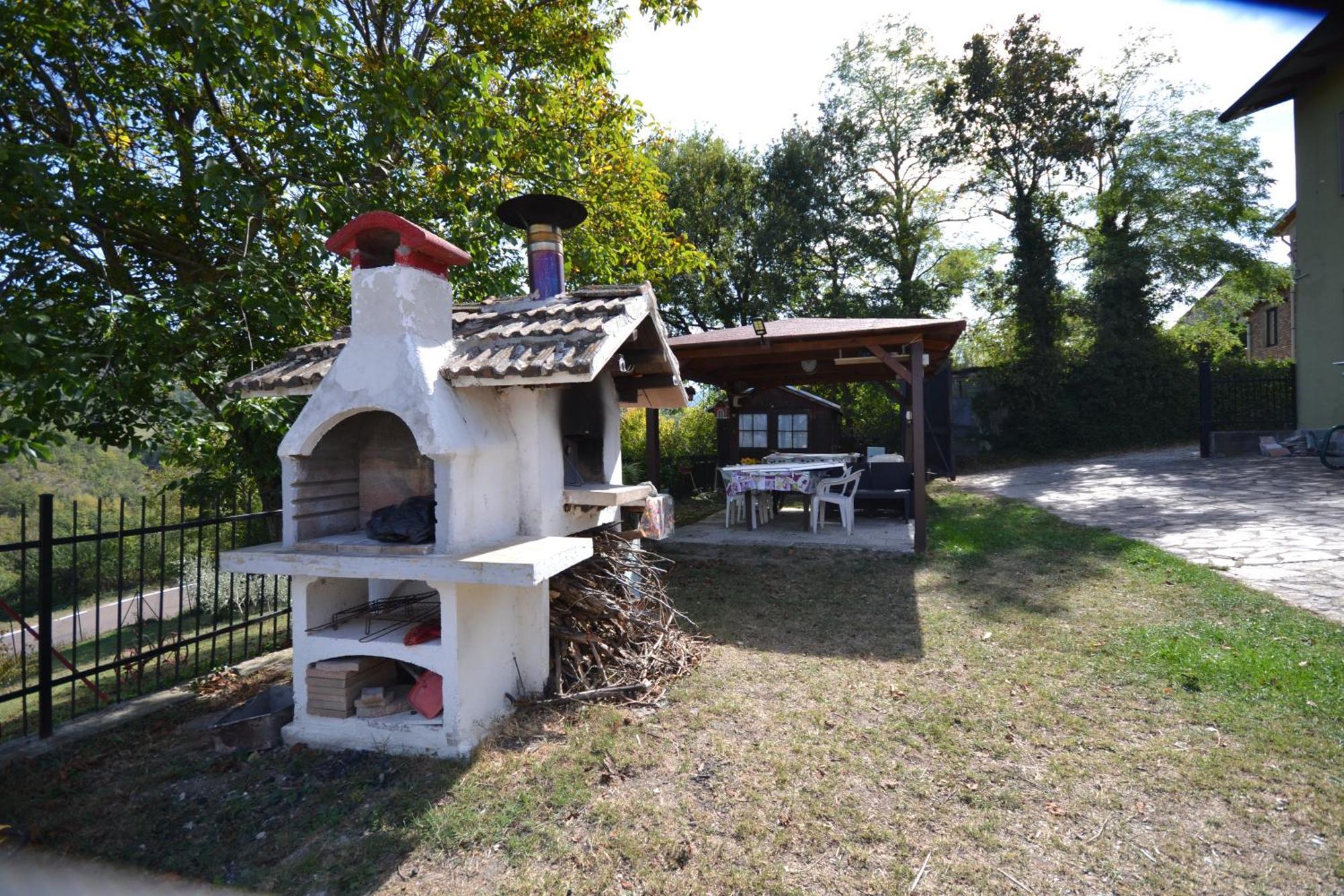 Casa Vacanze Mingos Lodio Di La Carpineta Exterior photo